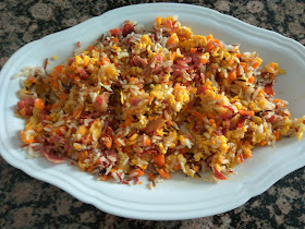 Mezcla de arroces con huevo y bacon.Patedeloca.com