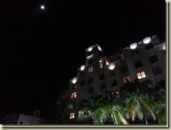 20161109_moonoverMiamiSmall_thumb