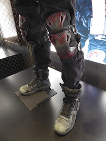 Deadshot costume knee guards and boots Suicide Squad
