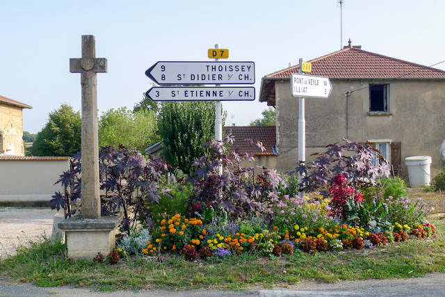 De Paris à Narbonne en vélo, Les Dombes