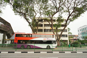 Bis di Singapura