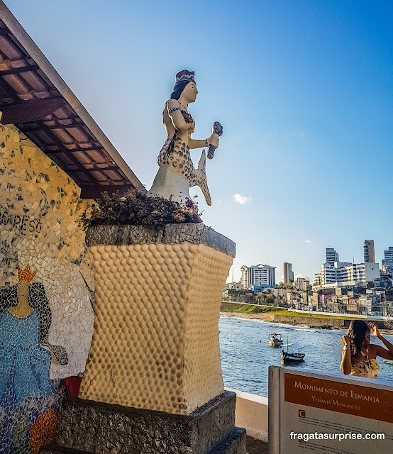 Estátua de Yemanjá no Rio Vermelho em Salvador