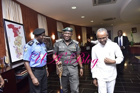 IG Of Police Spotted Posing For Photos With Governor El-rufai in Kaduna After Snubbing Senate (Photos)