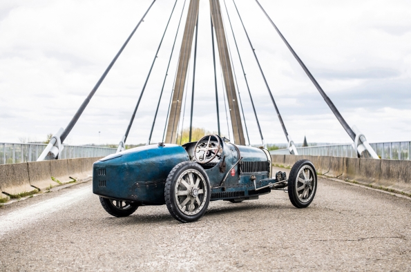 Bugatti Type 35-trasera-3-4