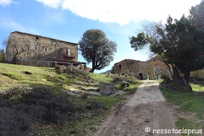 Recorrent territori de volcans III