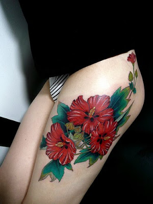 Awesome Thigh with Flower Hibiscus Tattoo Design