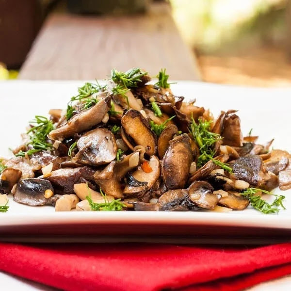 Perfect Quick Sautéed Shiitake Mushrooms with Fresh Herbs