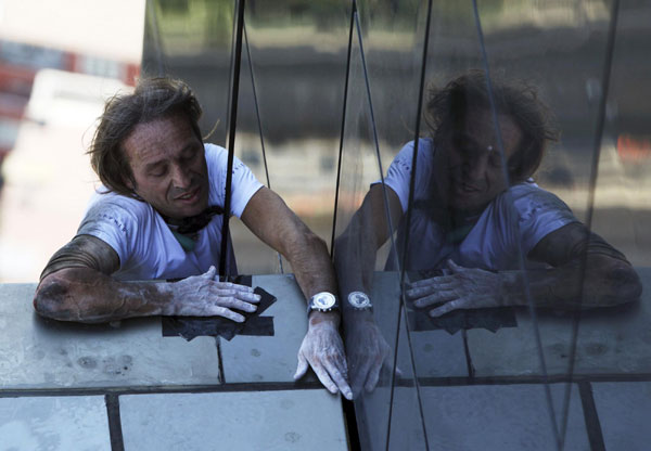 Alain Robert - The French Human Spiderman