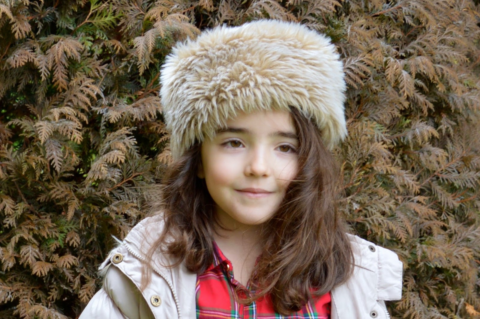 Pequeña Fashionista: Tutorial: De chaleco a gorro de pelo de estilo ruso.