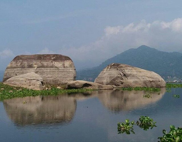 Foto Oleh @agung_irvanz di Cilangohar Lake, Desa Pasanggrahan