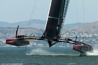 Les bateaux volent sur l'America's Cup !