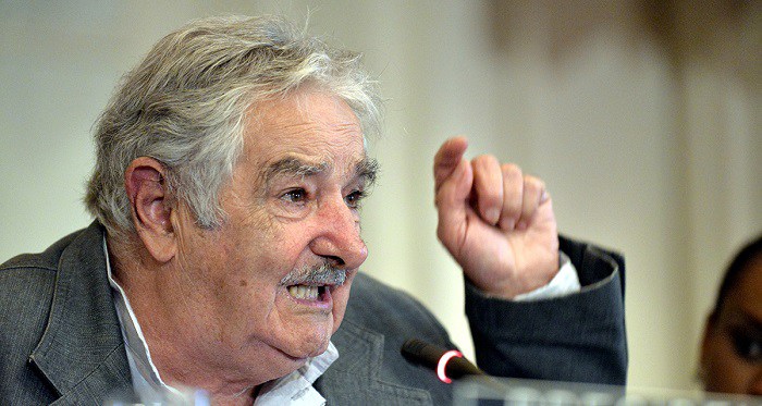 ‘World’s Poorest President’ Clearly Explains Why It’s MANDATORY To Kick Rich People Out Of Politics!