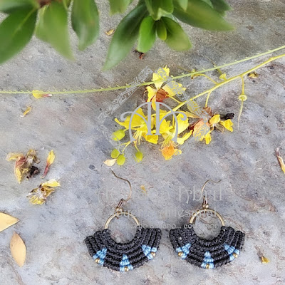 Pendientes, aros, aretes en macramé.Earrings, hoops, earrings in macramé. #AdrianaAbril