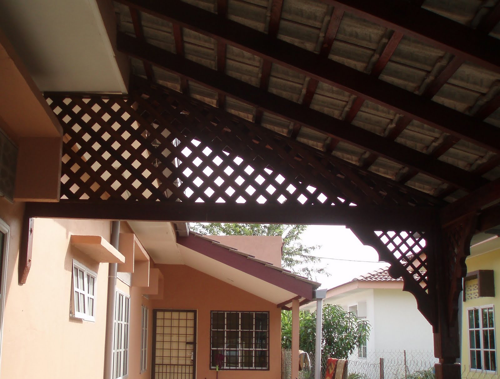 Projek : Porch Kereta Cengal, Bagan Datoh  INTAN Garden