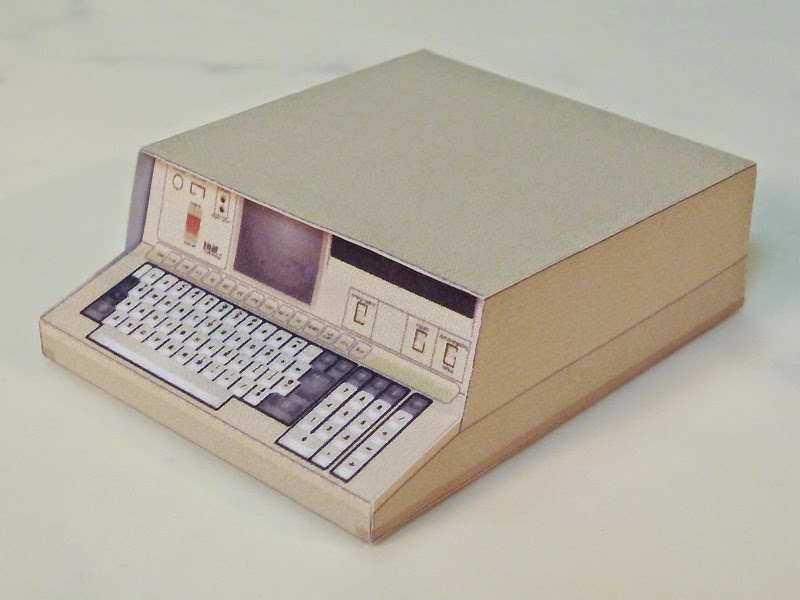 IBM 5100 Portable Computer Papercraft