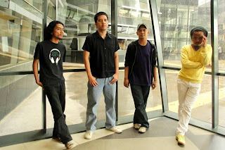 Payung Teduh - Resah