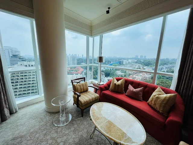 Review: Marriott Bonvoy Platinum Upgrade and Benefits at The St. Regis Singapore