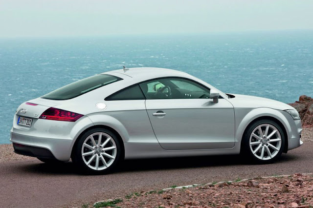 2011 Audi TT Coupe Back Exterior