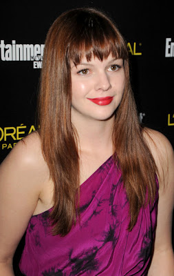 Amber Tamblyn Looks Elegant In One Shoulder Dress