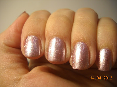 miss independent nicole by opi nails uñas nail polish esmaltes