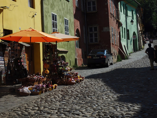 Widać, jak Sighisoara powoli traci swój charakter (08.2016)