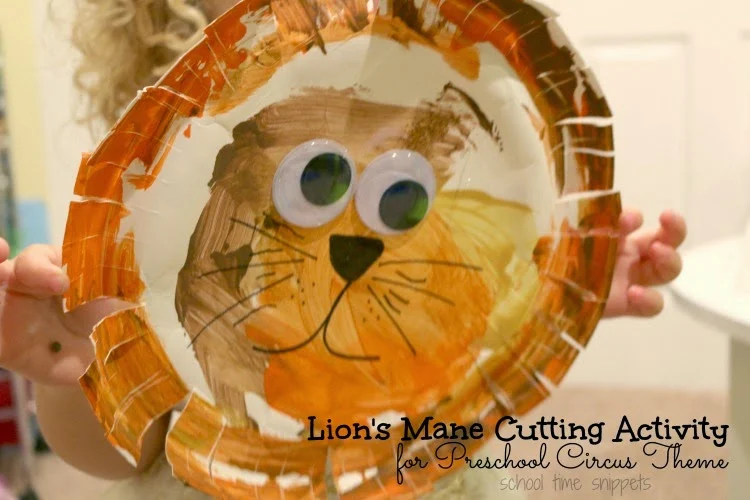 preschool lion cutting acitivity