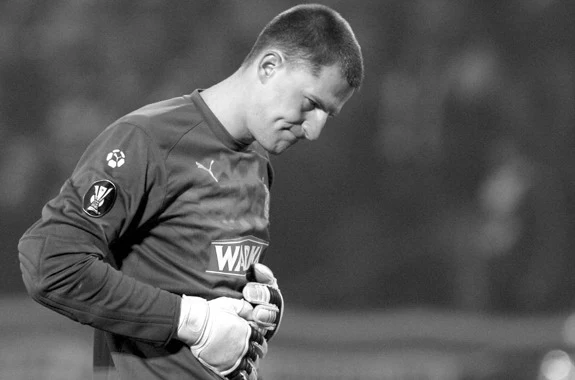 AIK goalkeeper Ivan Turina found dead in his apartment after suspected heart failure