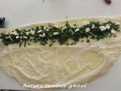 otlu borek ve peynirli patatesli borek 6