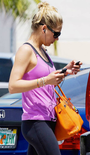 Anna Kournikova leaving a gym in Miami