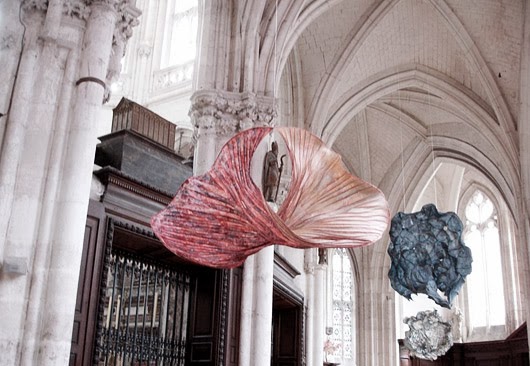 Nest of Pearls - Paper sculptures by Peter Gentenaar