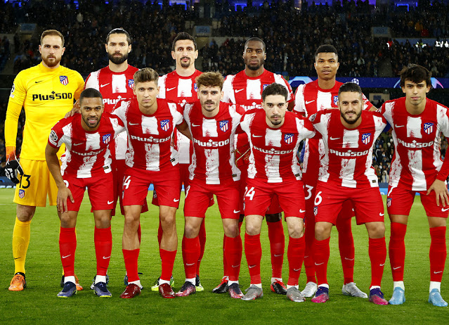 CLUB ATLÉTICO DE MADRID. Temporada 2021-22. Jan Oblak, Felipe, Savic, Kondogbia, Reinildo. Renan Lodi, Marcos Llorente, Antoine Griesmann, Vrsaljko, Koke y Joao Félix. MANCHESTER CITY F. C. 1 CLUB ATLÉTICO DE MADRID 0 Martes 05/04/2022, 21:00 horas. Liga de Campeones de la UEFA, cuartos de final, partido de ida. Manchester, Inglaterra, Reino Unido, Etihad City of Manchester Stadium: 52.018 espectadores. GOLES: 1-0: 70’, Kevin De Bruyne.