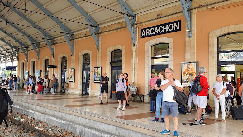 Arcachon 火車站