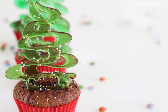 cupcakes con árbol de navidad de cristal comestible