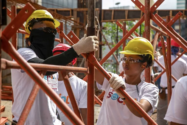 Salvador: Parceria entre Prefeitura e construtora capacita mulheres para construção civil