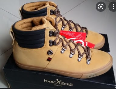 Sepatu Marc Ecko boot