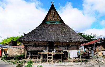 Rumah Adat Siwaluh Jabu, Batak Karo