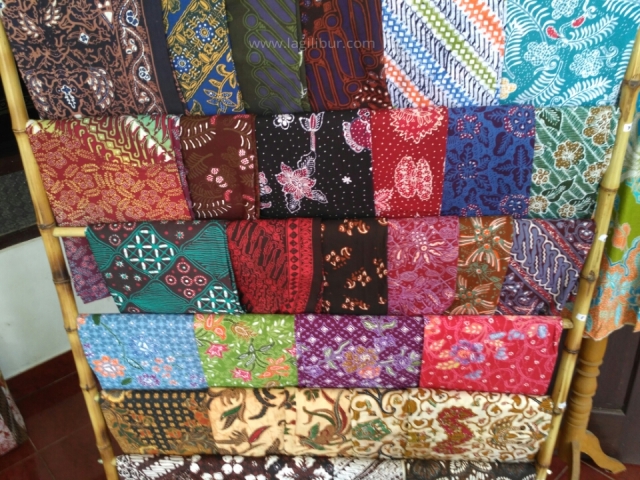 Koleksi Batik Desa Wisata Malangan