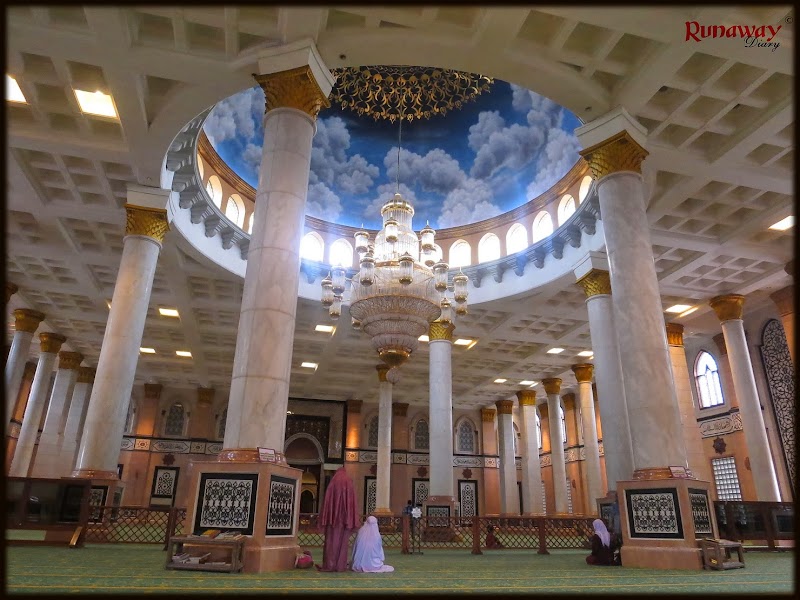 Ide Istimewa Bagian Dalam Masjid, Motif Baru!