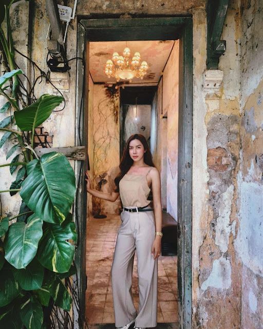 Aliya Sirisopha – Most Beautiful Transgender Women Casual Outfits
