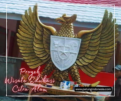 patung garuda