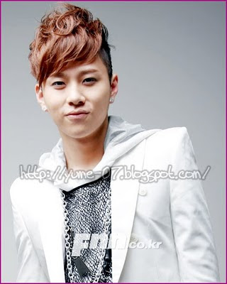 Nama : Yong Jun Hyung