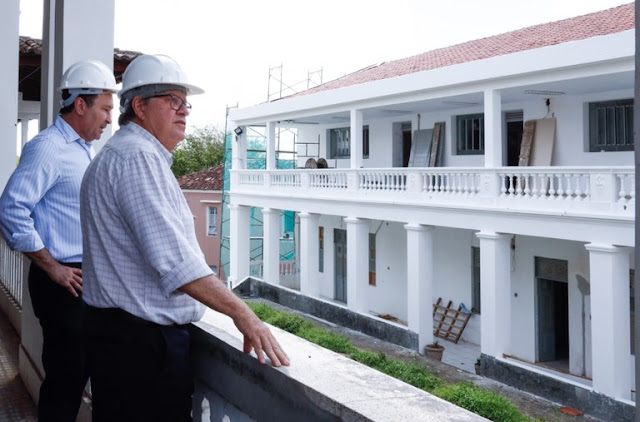 João Azevêdo inspeciona obras em João Pessoa e destaca importância da revitalização do Centro Histórico