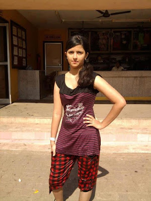 Hot Desi Bold Girls Picture