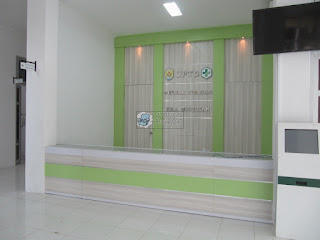 Interior Ruang Lobby Kantor - Kontraktor Interior Jawa Tengah - Meja Front Desk Granit