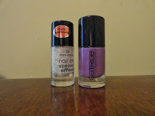 Clothes & Dreams: NOTD: Sparkling lilac: nail polish used Essence nail art special effect topper - Catrice Lucky in Lilac