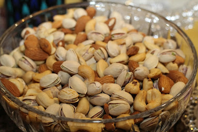 nuts and seeds high in potassium include pistachios, cashews, peanuts, chia seeds, hemp seeds, acorns, and many others