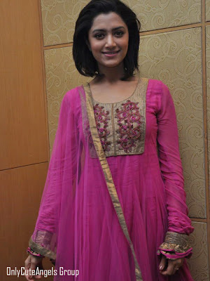 Mamta_Mohandas_In_Pink_Salwar