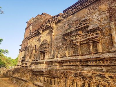 Polonnaruwa Lankatilaka Vihara