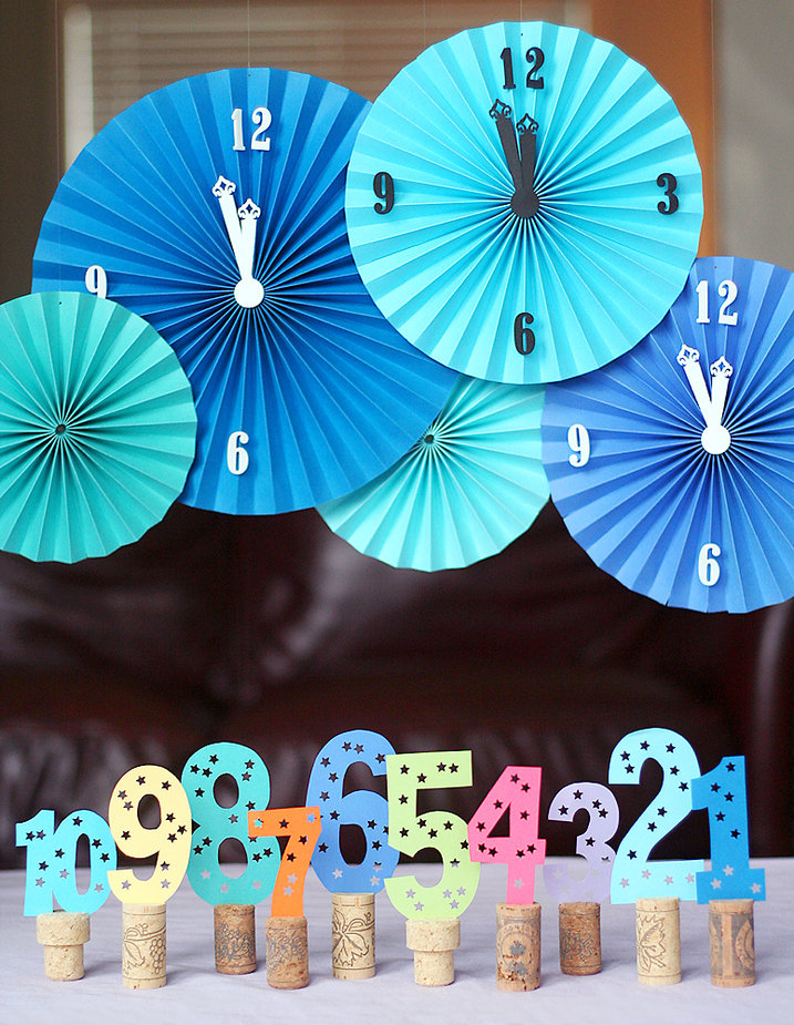 57 Top Images Pictures Of New Year Decorations : 21 New Years Eve Decoration Ideas | On the Cutting Floor ...