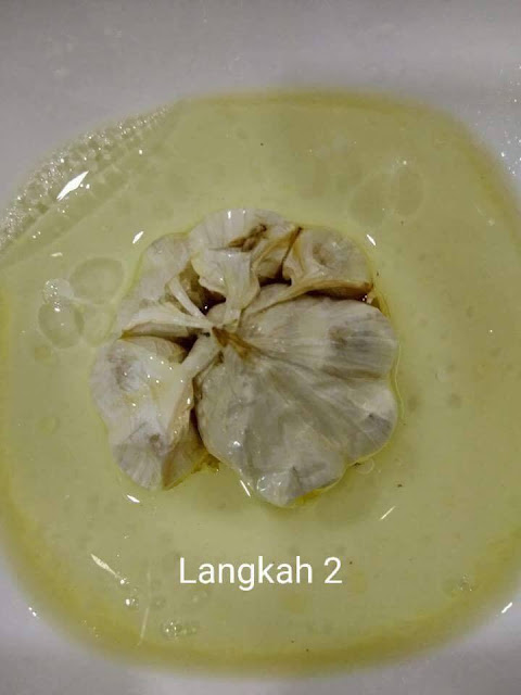 Minyak bawang putih yang saya buat untuk anak batuk